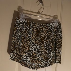 Rory Beca Cheetah printed shorts